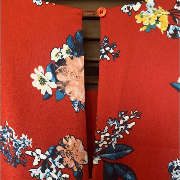 Banana Republic silky dress - Picture 5 of 12